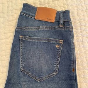 MADEWELL ROADTRIPPER skinny jean size 27. Excellent user condition.